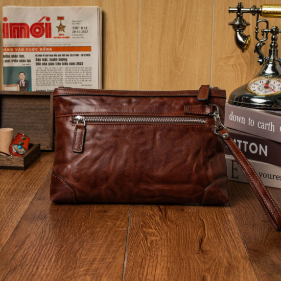 SMOKE CLUTCH HORSEHIDE - Nâu Chocolate
