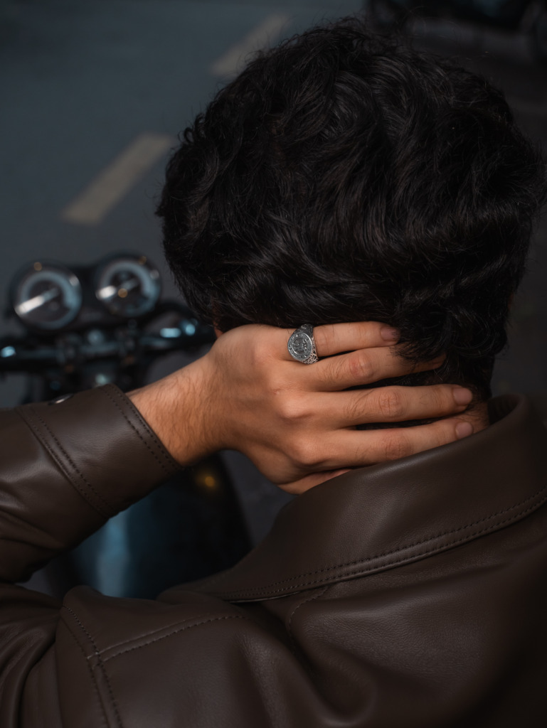 "Al Capone" Signet Ring - Ảnh 17