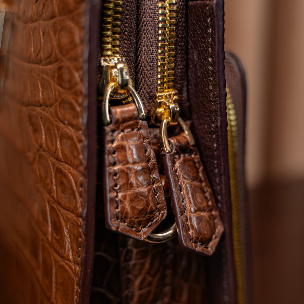 Valente Crocodile Leather Bag - Nâu - Ảnh 8